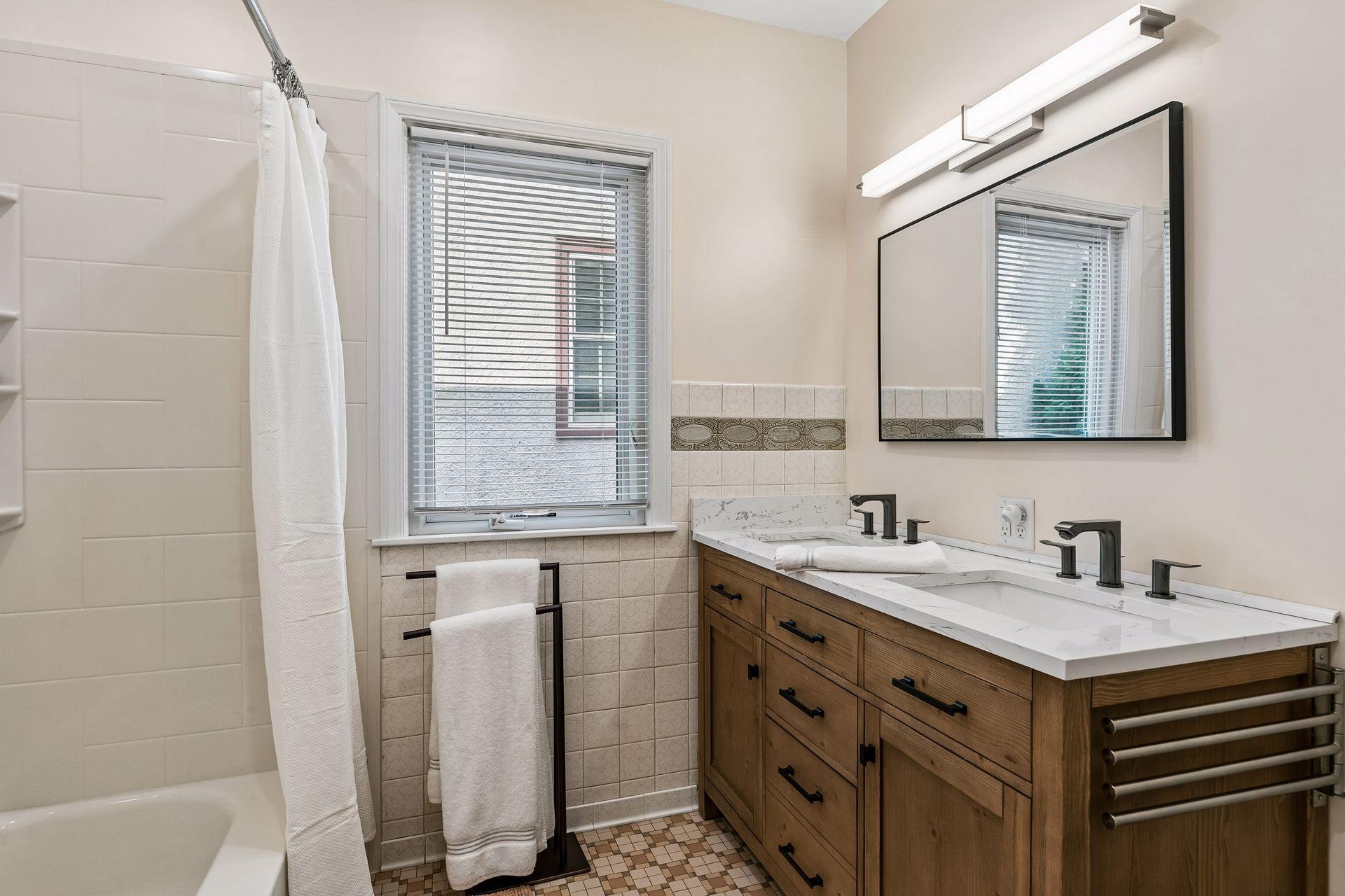 Updated full bath on main level
