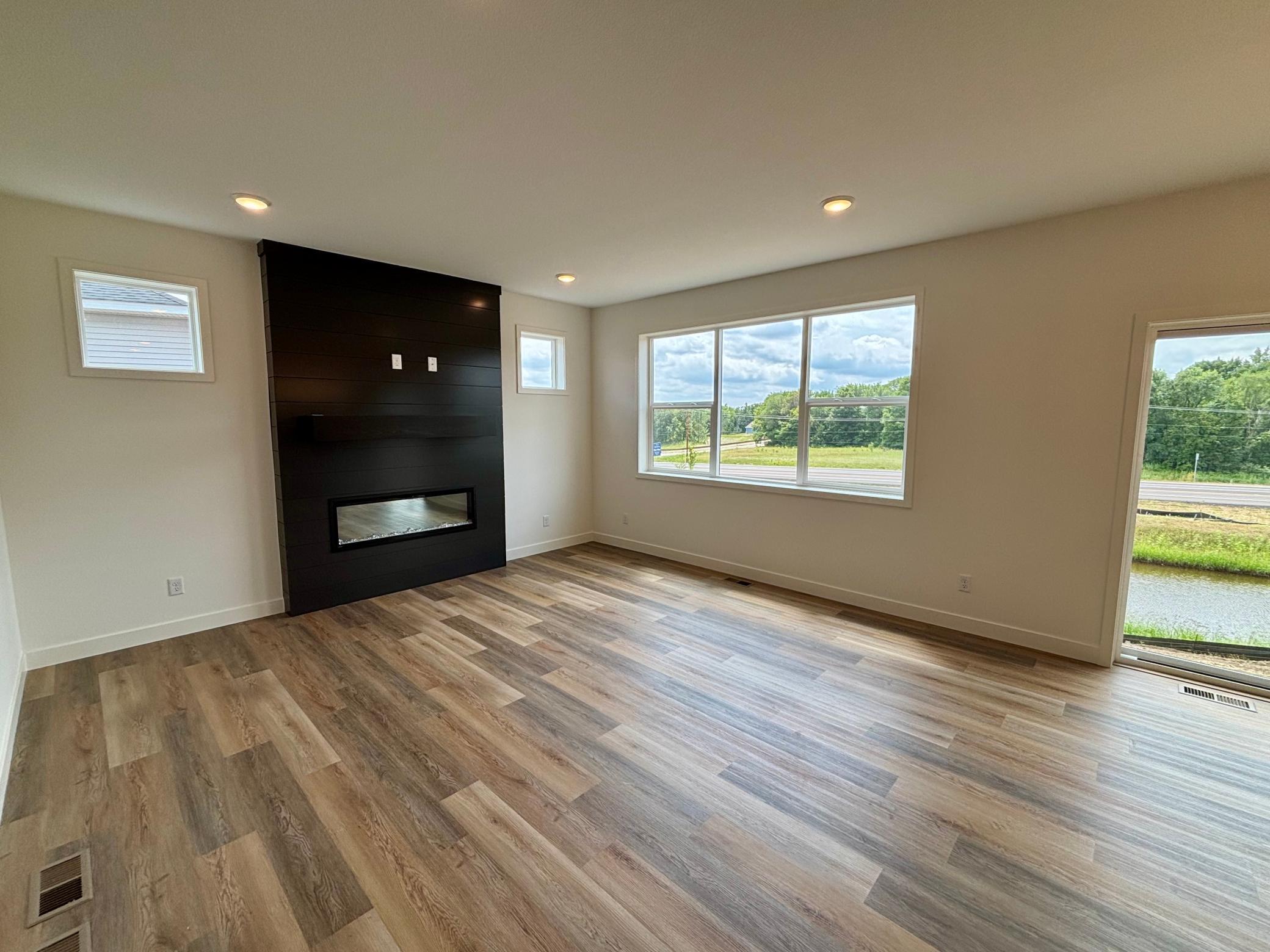 Living Room - The Brookview at 819 Walnut Grove Lane in Oakview Ridge!