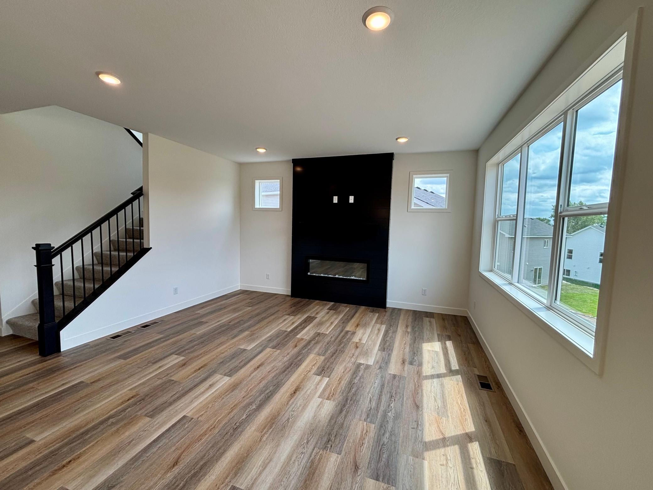 Living Room - The Brookview at 819 Walnut Grove Lane in Oakview Ridge!
