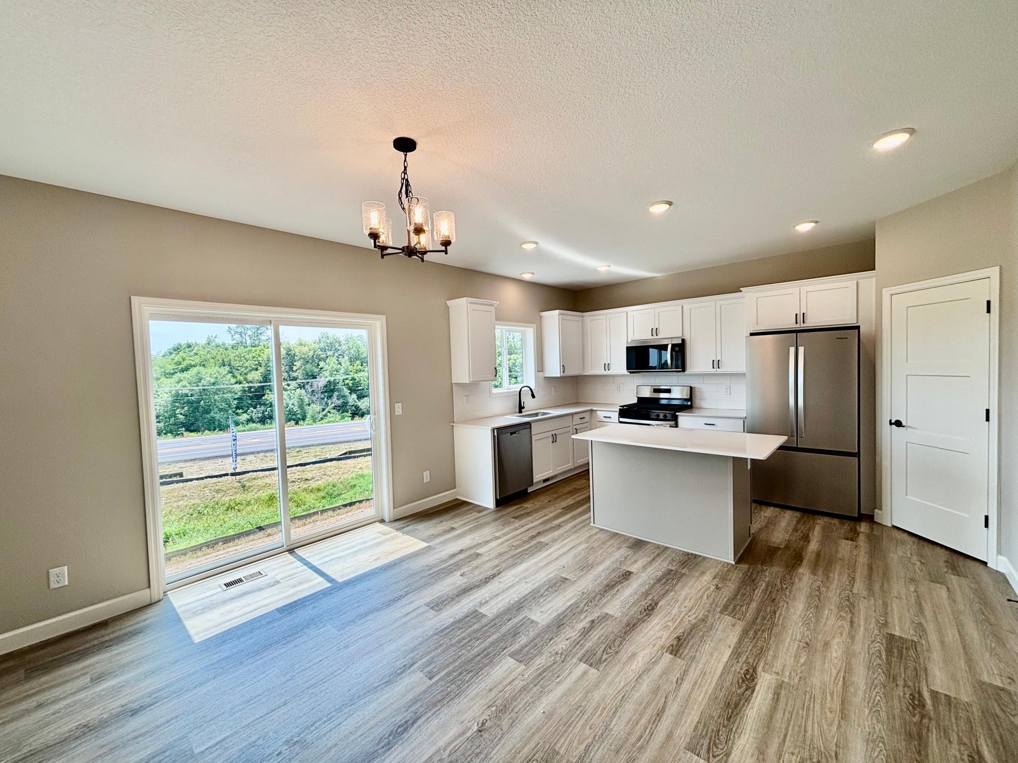 Dining - The Hillcrest at 837 Walnut Grove Lane in Oakview Ridge!