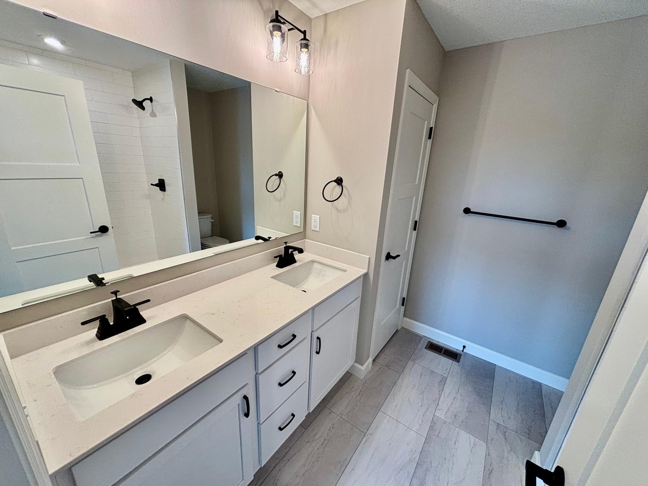 Primary Suite - The Hillcrest at 837 Walnut Grove Lane in Oakview Ridge!