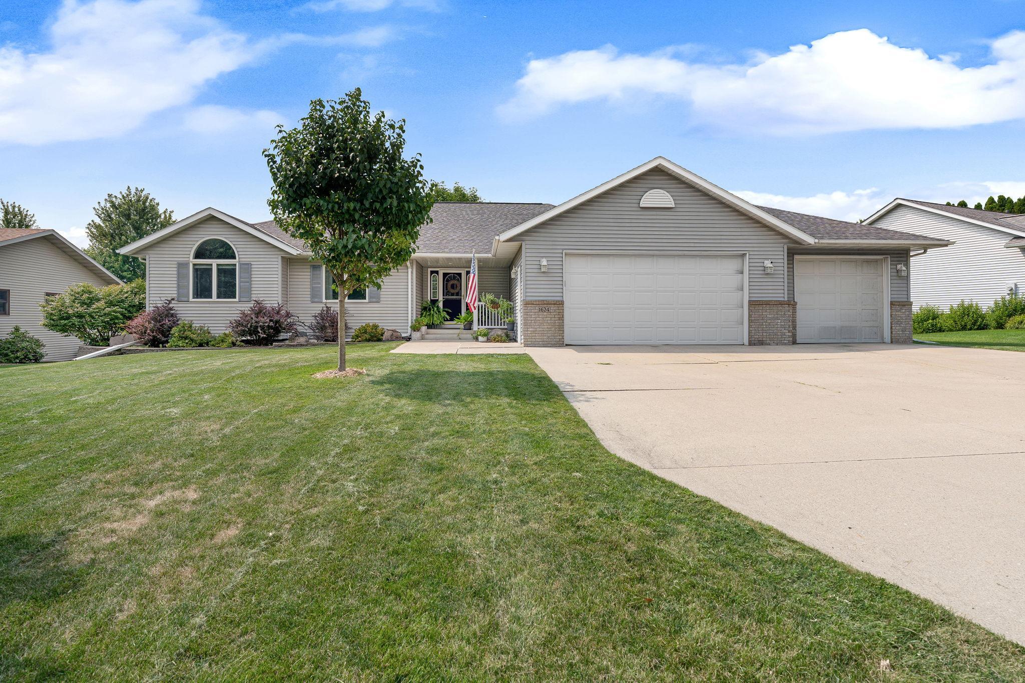 7120345