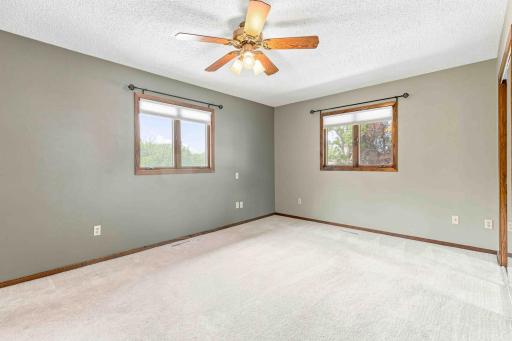 681 Cottonwood Court, West Fargo, ND 58078