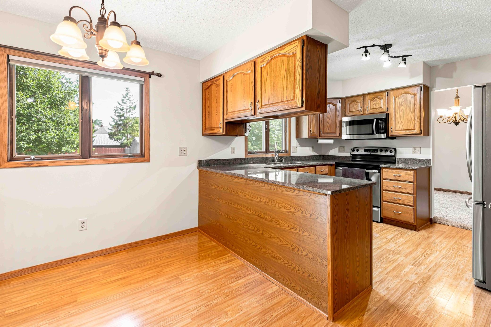 RESHOOT-681_Cottonwood-5.jpg