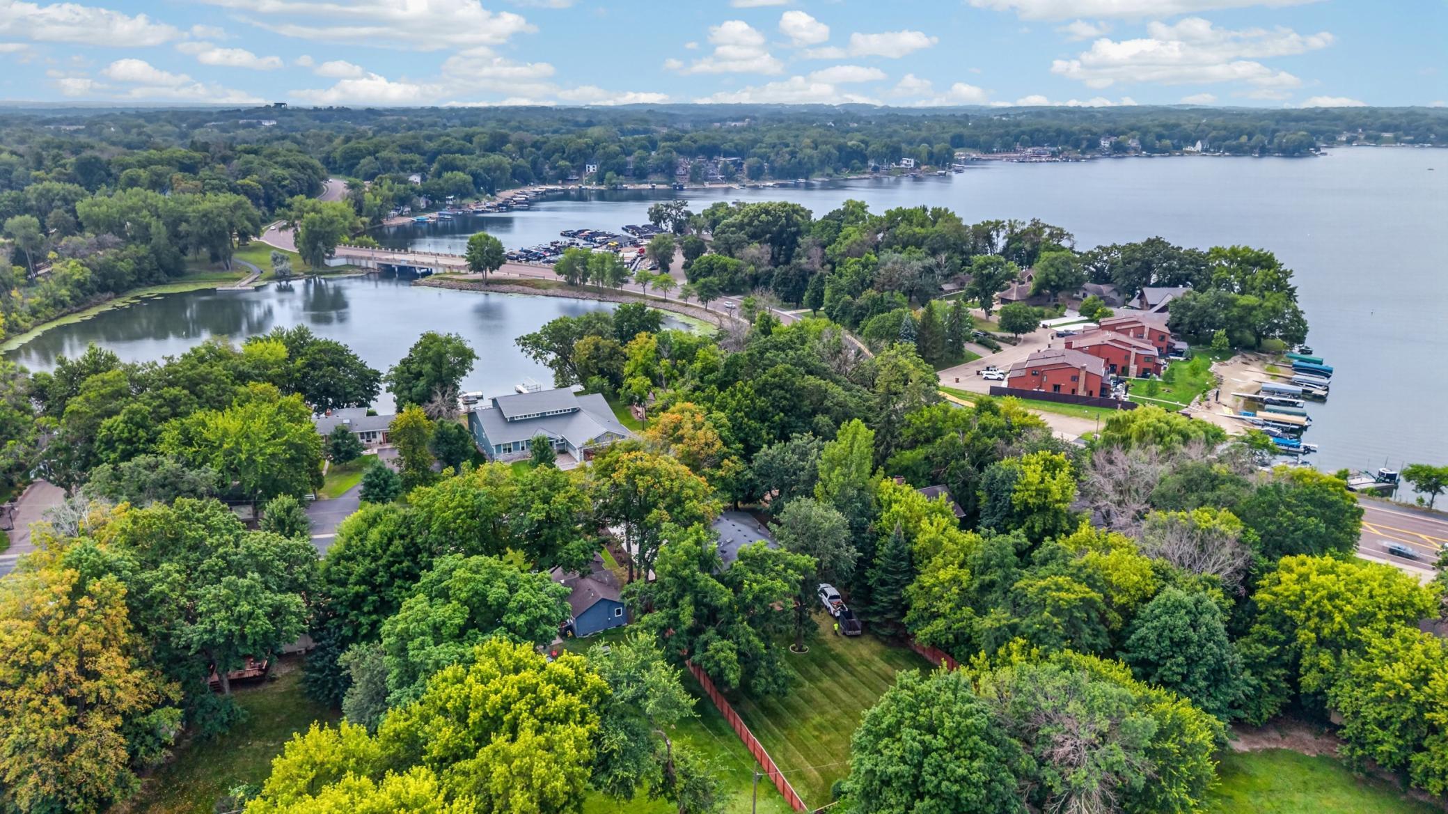 Close to golf courses, casino, parks and historic downtown Prior Lake