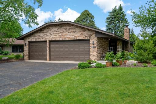 95 Holly Lane N, Minneapolis, MN 55447