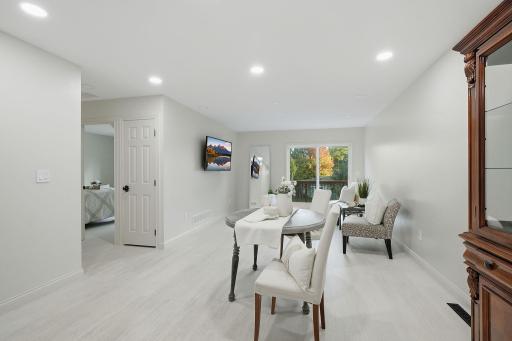 815 Ravoux Circle, Chaska, MN 55318