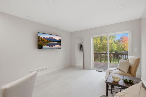 815 Ravoux Circle, Chaska, MN 55318