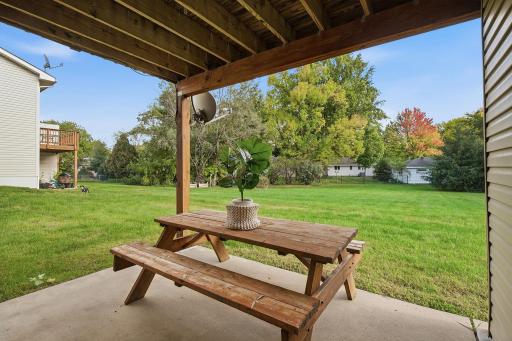 815 Ravoux Circle, Chaska, MN 55318