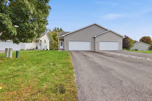 815 Ravoux Circle, Chaska, MN 55318