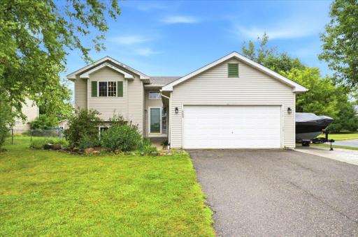 505 Deerwood Court, Hammond, WI 54015