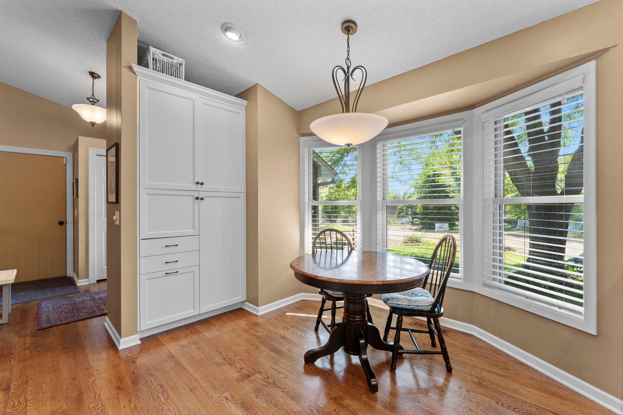 Bay window breakfast area