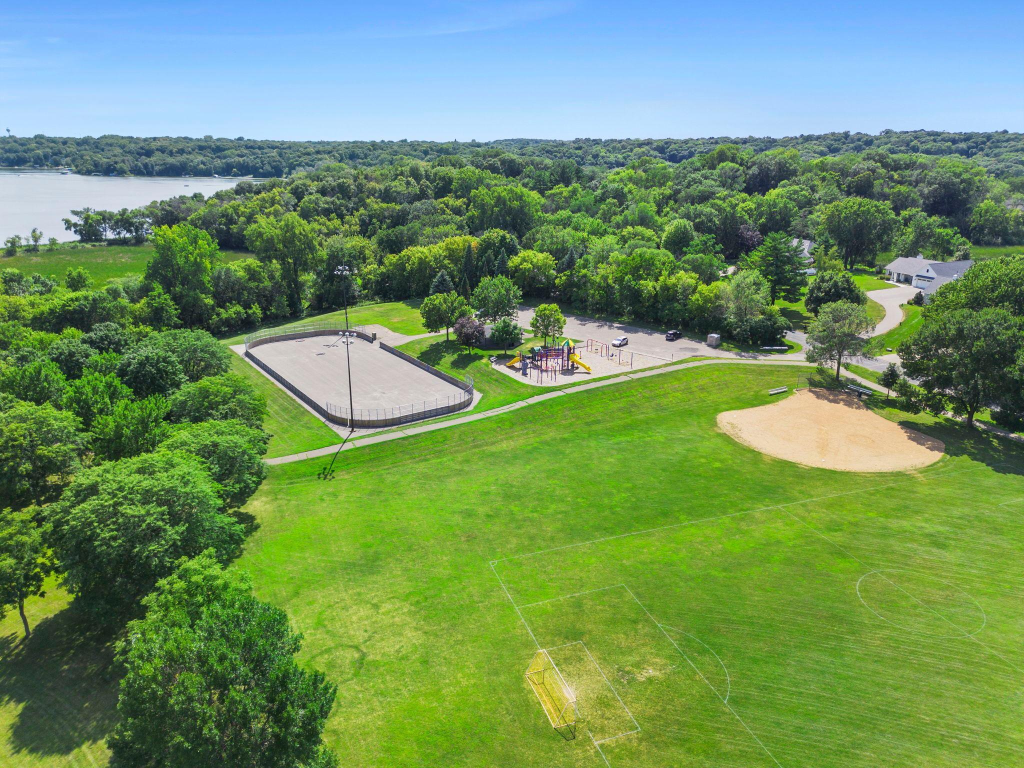 Walk to Lotus Lake Park