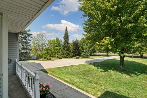 Front sidewalk overlooking driveway