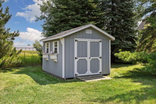 10x10.5 Matching Dakota Shed (2016)
