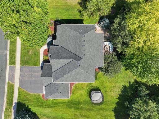 6865 Sapphire Lane, Chanhassen, MN 55317