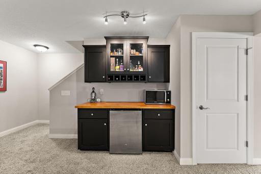 5255 Jewel Lane N, Plymouth, MN 55446