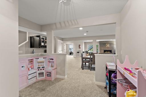 5255 Jewel Lane N, Plymouth, MN 55446