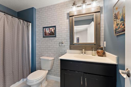 5255 Jewel Lane N, Plymouth, MN 55446