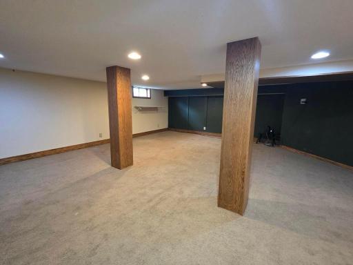 1233 8th Avenue NE, Brainerd, MN 56401