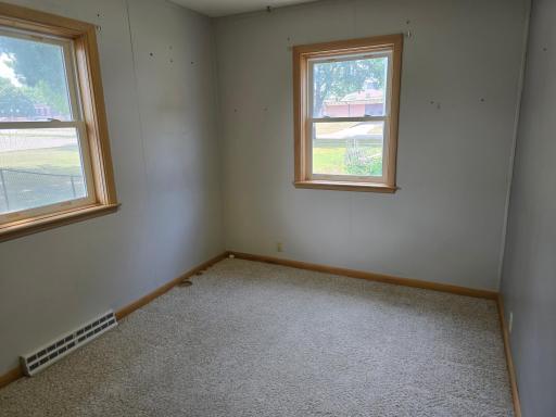 306 E Crawford Street, Luverne, MN 56156