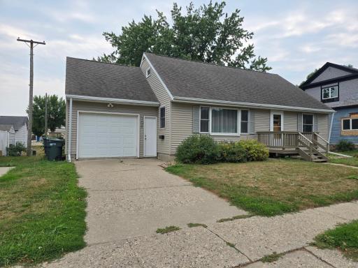 306 E Crawford Street, Luverne, MN 56156