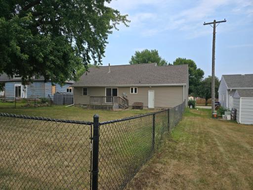 306 E Crawford Street, Luverne, MN 56156