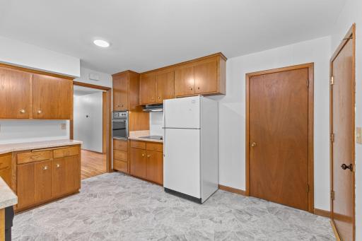171 63rd Way NE, Fridley, MN 55432