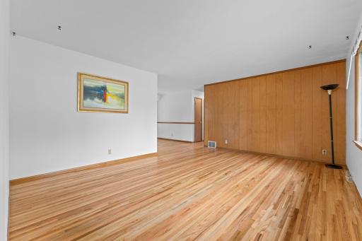 171 63rd Way NE, Fridley, MN 55432