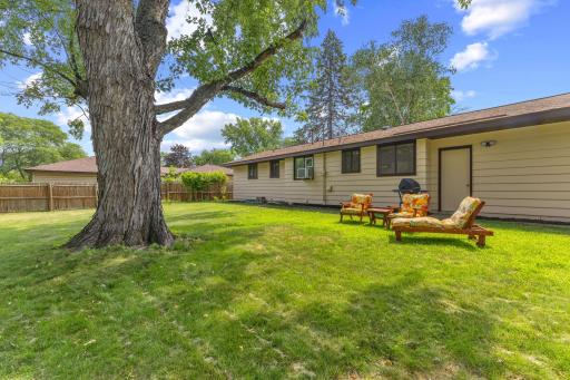 171 63rd Way NE, Fridley, MN 55432