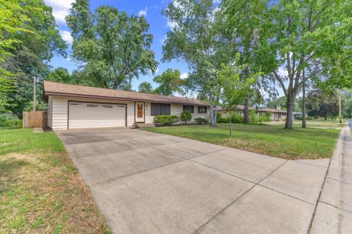 171 63rd Way NE, Fridley, MN 55432