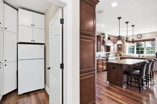16299 Stemmer Ridge Road NW, Prior Lake, MN 55379