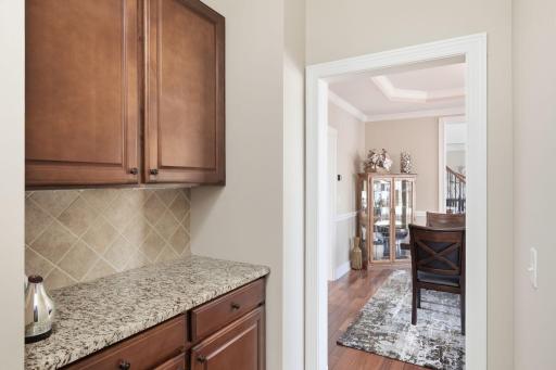 16299 Stemmer Ridge Road NW, Prior Lake, MN 55379