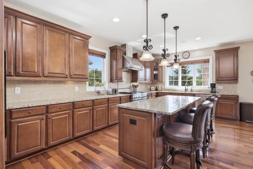 16299 Stemmer Ridge Road NW, Prior Lake, MN 55379