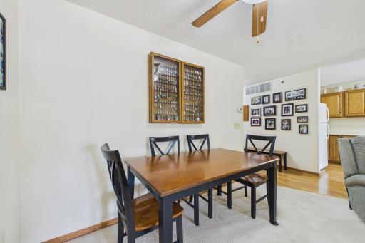 32 11th Avenue S, 215, Hopkins, MN 55343