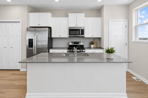 4722 Bottlebrush Lane, Minnetrista, MN 55331