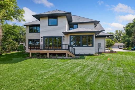 5252 Lochloy Drive, Minneapolis, MN 55436