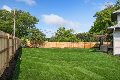 5252 Lochloy Drive, Minneapolis, MN 55436