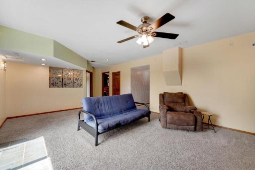 457 77th Street SE, Delano, MN 55328