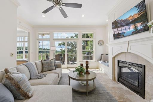 Hard-to-find walkout rambler on an exceptional private lot. Featuring the highest level of craftsmanship and finishes, breathtaking views, and turnkey condition. Better than new and ready for immediate enjoyment.