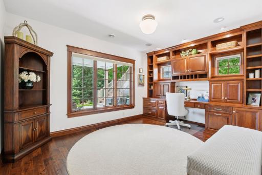 2185 Gallery Court, Victoria, MN 55386