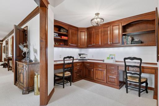 2185 Gallery Court, Victoria, MN 55386