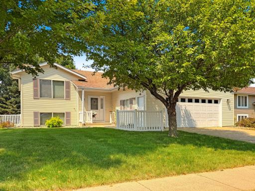 Photo for 216 Rainbow Drive, Marshall, MN 56258 - listing #7120587 216 Rainbow Drive, Marshall, MN 56258