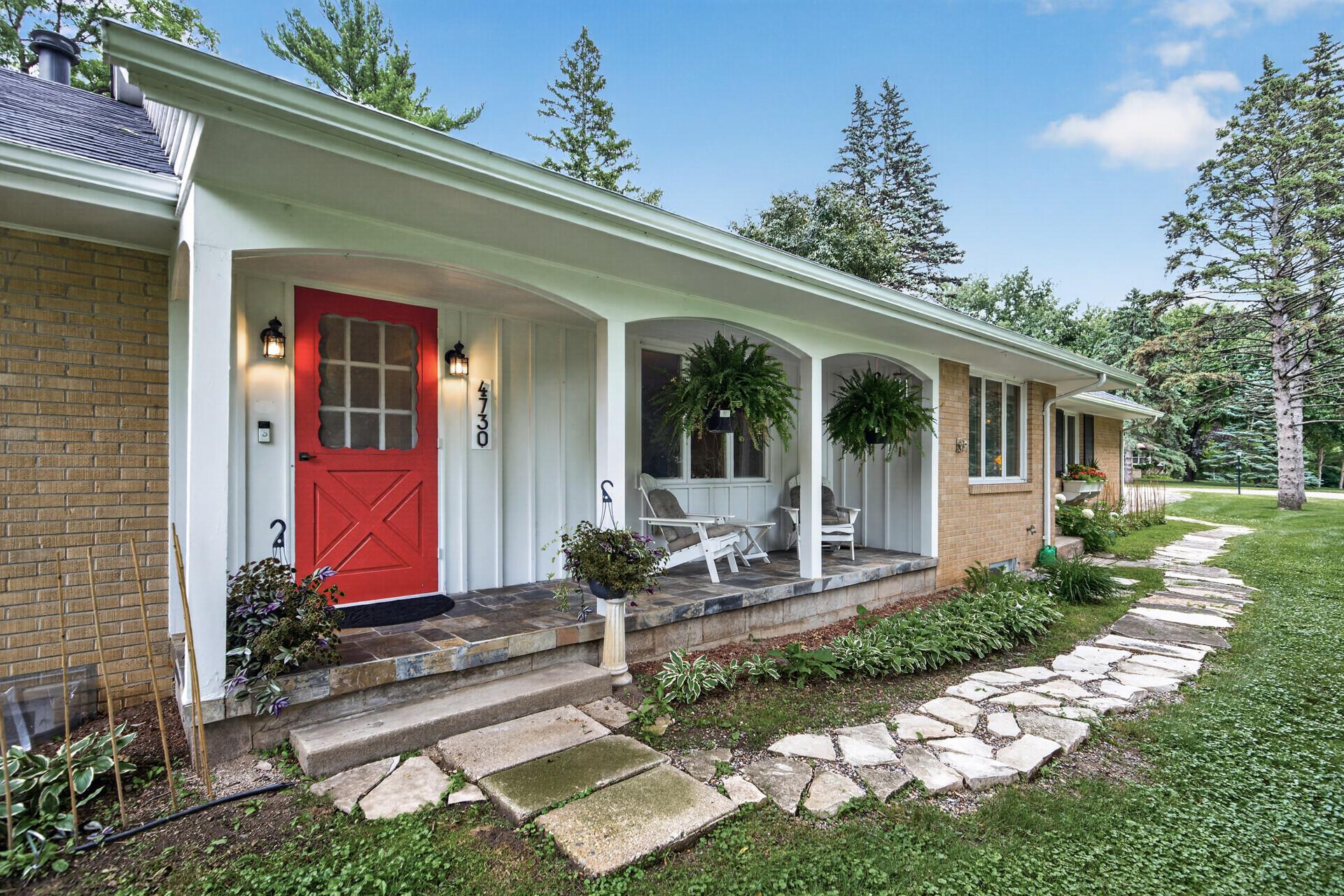 Welcome home to the sweetest porch in Minnetonka!