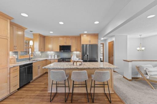 5220 Lowry Terrace, Golden Valley, MN 55422