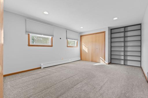 5220 Lowry Terrace, Golden Valley, MN 55422