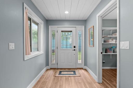 47-web-or-mls-26751 Fremont Dr-47.jpg