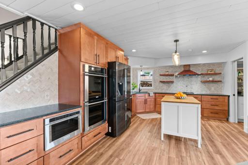 59-web-or-mls-26751 Fremont Dr-59.jpg