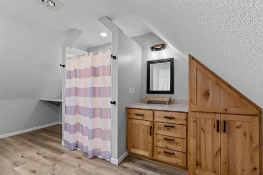 81-web-or-mls-26751 Fremont Dr-81.jpg