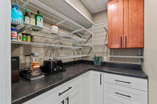 62-web-or-mls-26751 Fremont Dr-62.jpg